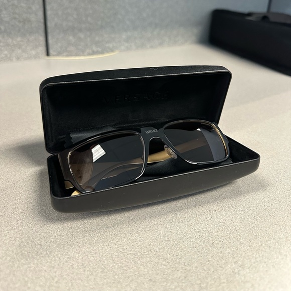 NEW VERSACE VE2262 1433/87 UNISEX MOD 2262 SUNGLASSES - Picture 7 of 9